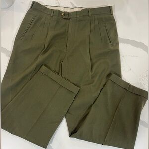 YVES SAINT LAURENT Vintage Men's Olive Green Pleated Dress Pants Size 38x30